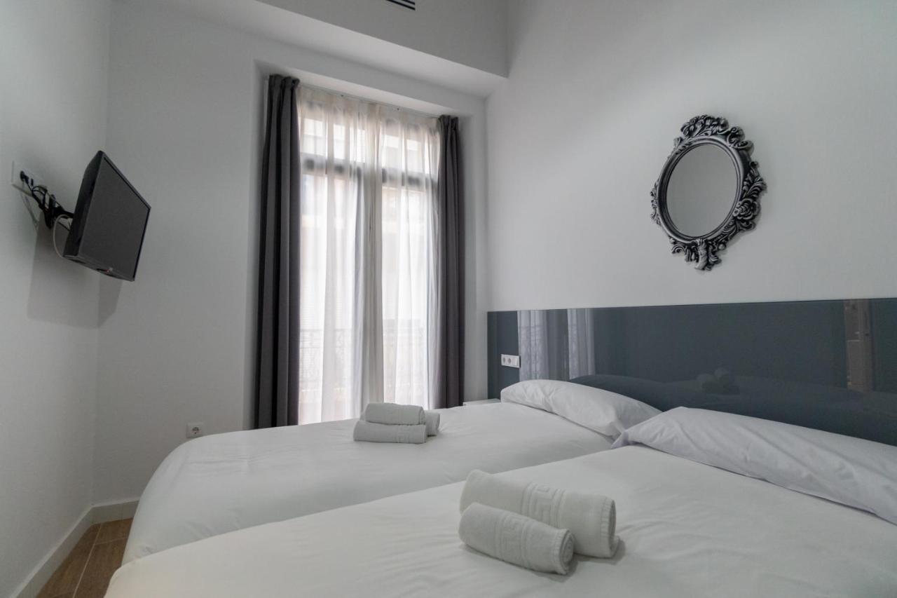 Private Pool With Panoramic Views Apartment Seville Ngoại thất bức ảnh